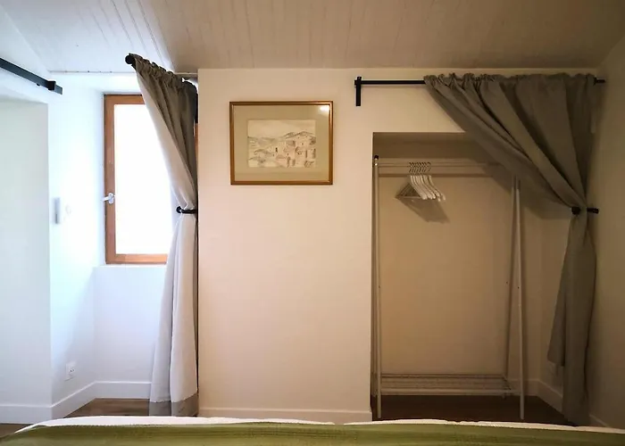 Cozy One Bedroom Apartment, Le Nest Apartamento Montreuil-Bellay