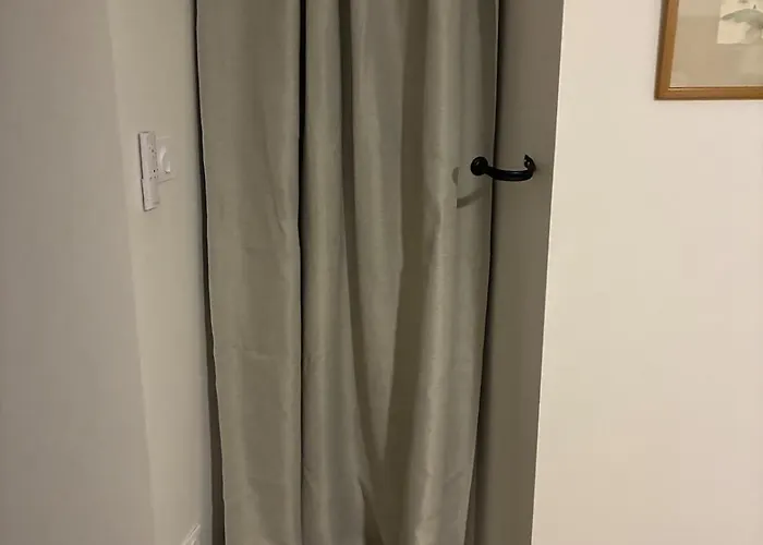 Cozy One Bedroom Apartment, Le Nest Apartamento *